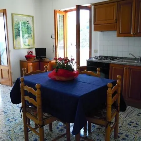 B By Interhome Lipari (Isola Lipari)