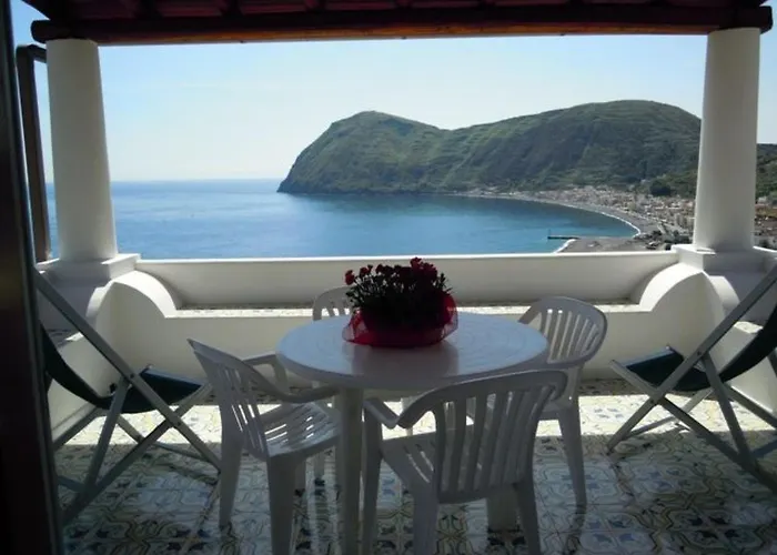 B By Interhome * Lipari (Isola Lipari)